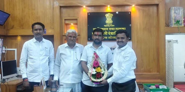 दक्षिण पंचायत समिती सभापती संदीप टेळे यांचा पुढाकार; तालुक्यात जाणवत असलेल्या गॅस टंचाईबाबत तहसीलदारांसोबत महत्त्वाची बैठक!